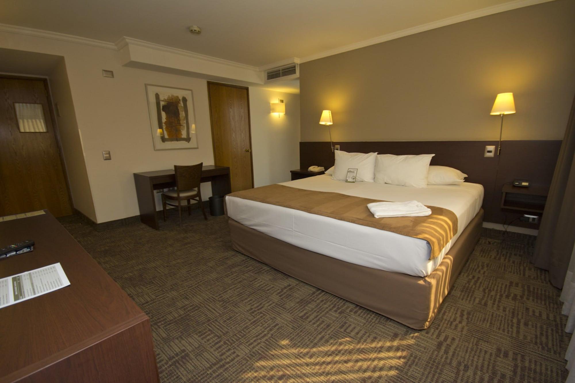 Hotel Director Vitacura Santiago Exterior photo