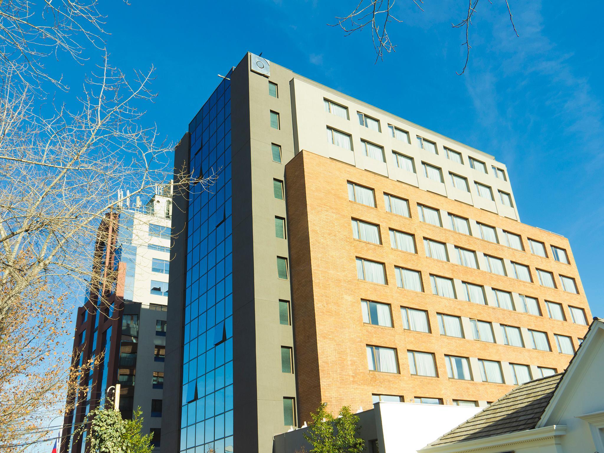 Hotel Director Vitacura Santiago Exterior photo